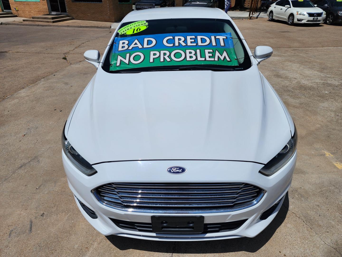 2016 WHITE /BLACK FORD FUSION SE SE ECOBOOST (3FA6P0HD5GR) , AUTO transmission, located at 2660 S.Garland Avenue, Garland, TX, 75041, (469) 298-3118, 32.885551, -96.655602 - Welcome to DallasAutos4Less, one of the Premier BUY HERE PAY HERE Dealers in the North Dallas Area. We specialize in financing to people with NO CREDIT or BAD CREDIT. We need proof of income, proof of residence, and a ID. Come buy your new car from us today!! This is a Super Clean 2016 FORD FUSIO - Photo#8